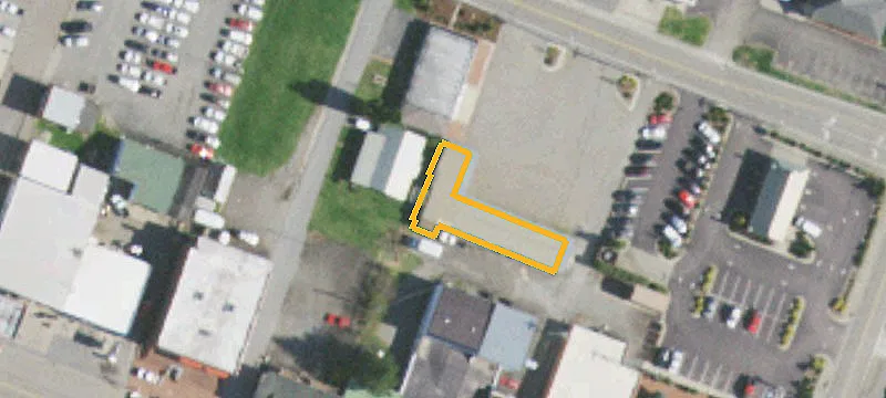 126 Main St