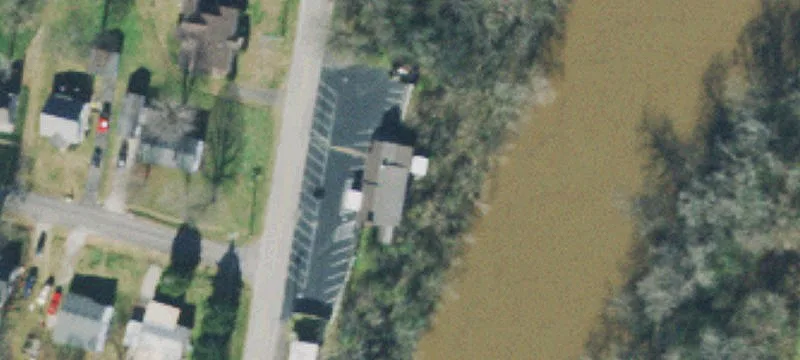 1000 Riverside Dr