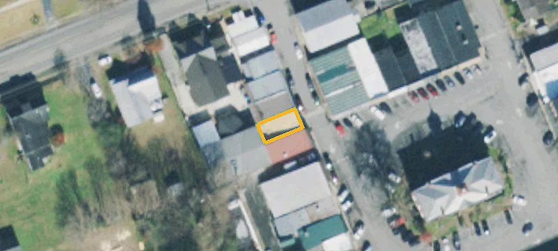 30 Hiles St