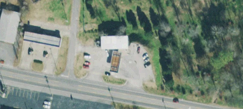 711 College St