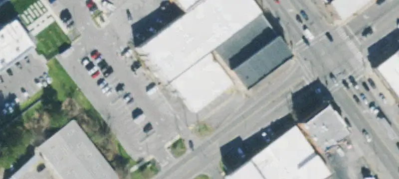 210 Lincoln St