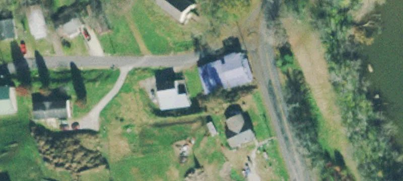 320 King Dr