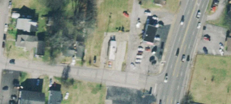 200 3rd St