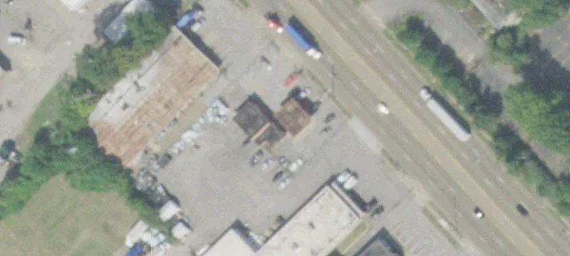 3741 Lamar Ave