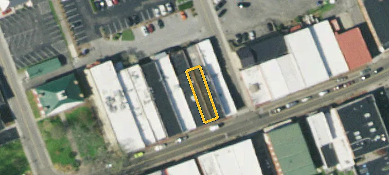121 Main St