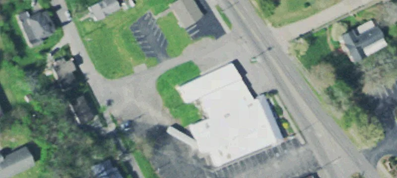 324 White St