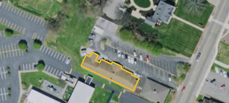 221 Main St