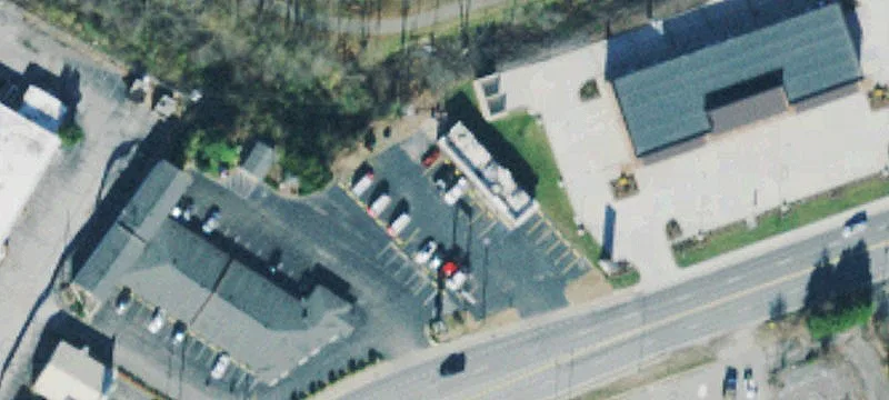 886 Kraft St