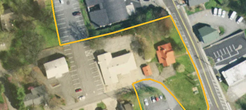 1228 Cir Dr