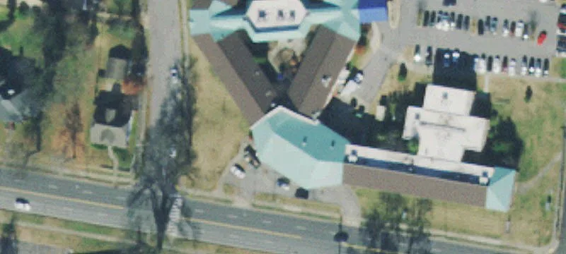 832 Wedgewood Ave
