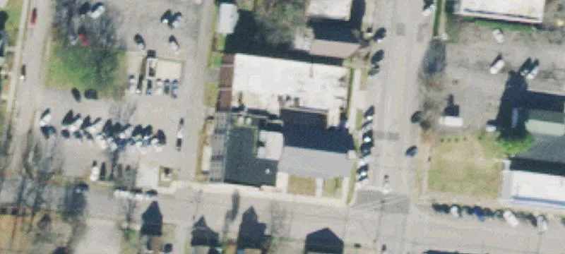 812 High St