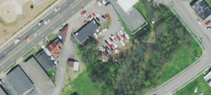 400 Broadway St