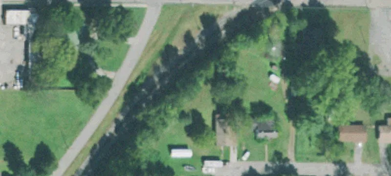 305 Cedar St