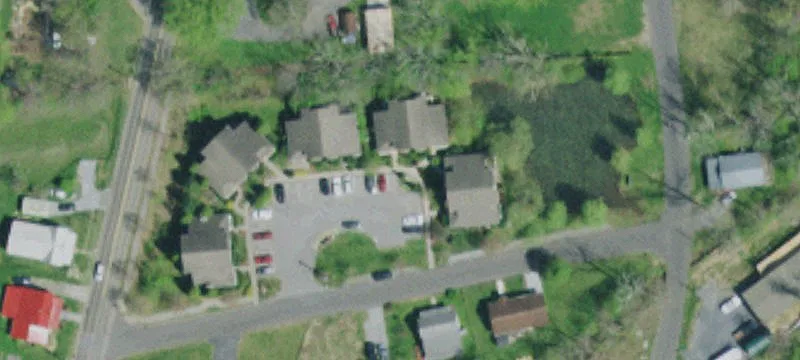 2512 Gilm St 2518