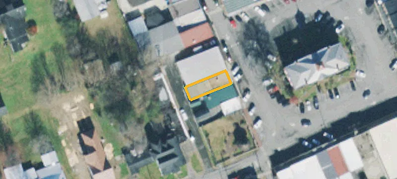 50 Hiles St
