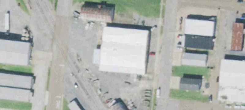 208 2nd St