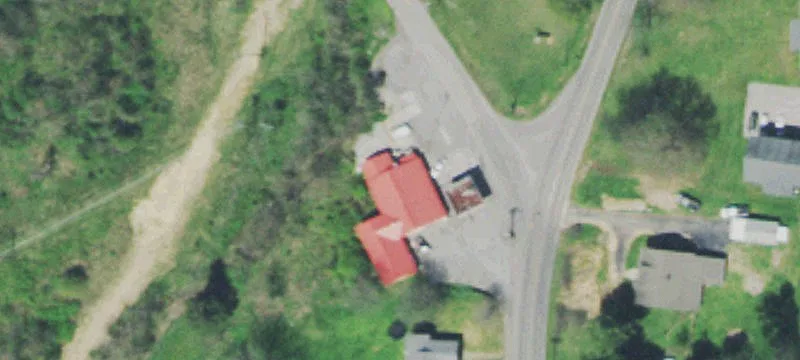 720 College N St