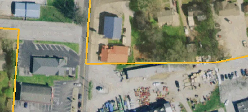 1414 Russell Ave