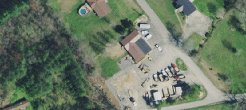 889 Sugarloaf Ln