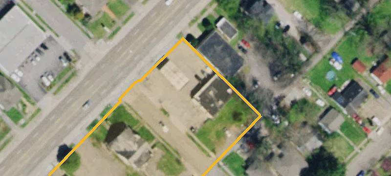 2400 Magnolia Ave