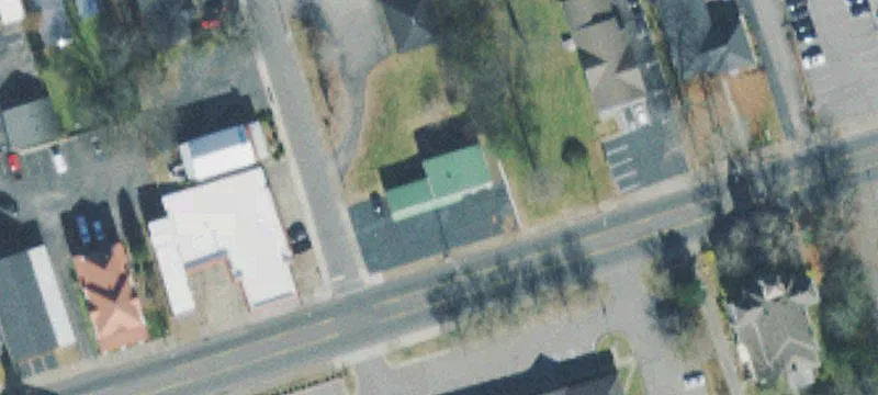 240 Main St