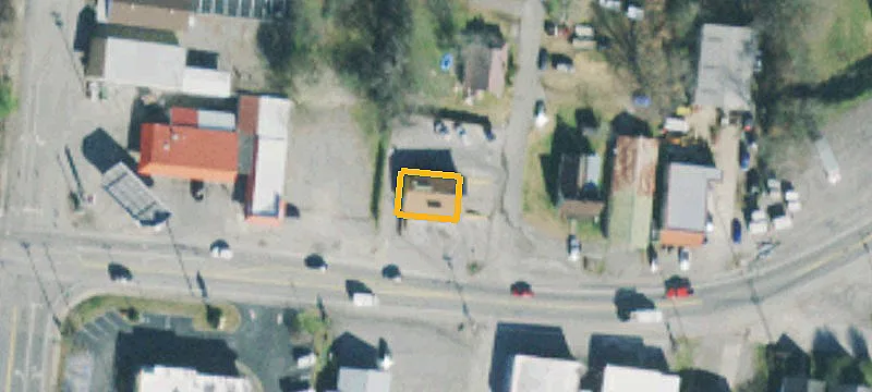 112 Main St
