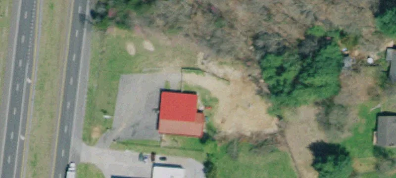 4389 Hwy 11th E