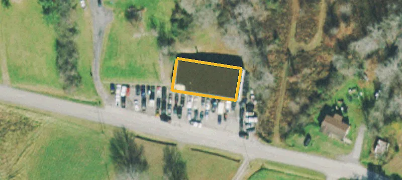 216 Old Hwy 27