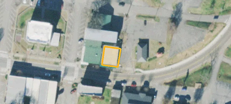 207 Main St