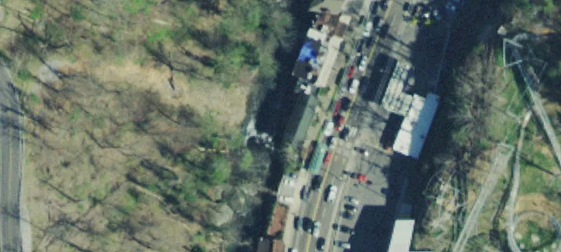 379 Pkwy Parkway