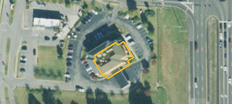 1000 Un University Dr