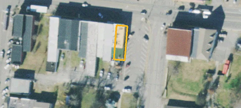 36 Main St