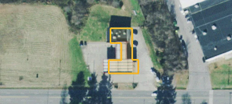 201 Cunningham Ln