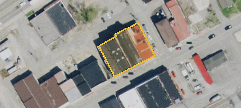 136 Main St