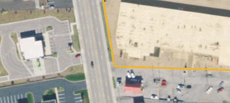 1100 Smithville Hwy