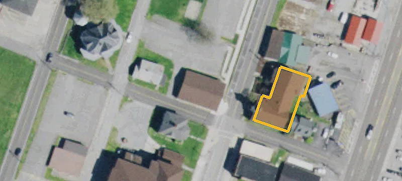 1802 Main St