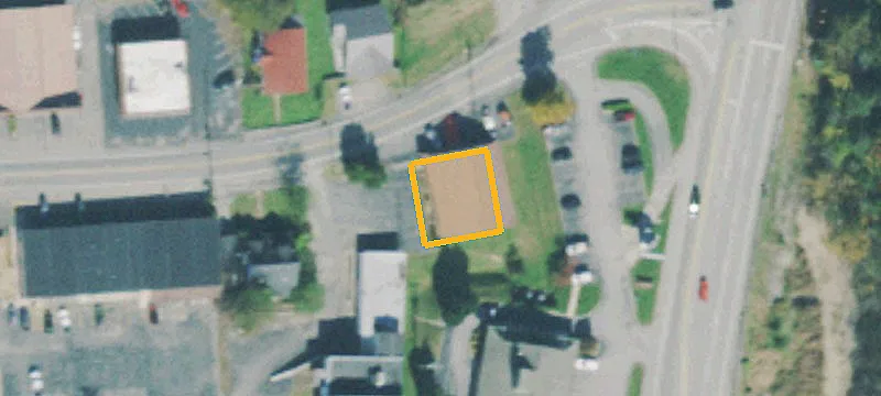 413 Hull Ave