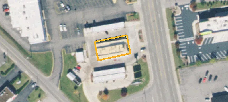 813 Smithville Hwy