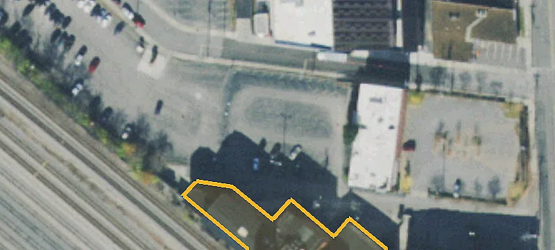 811 Palmer Pl
