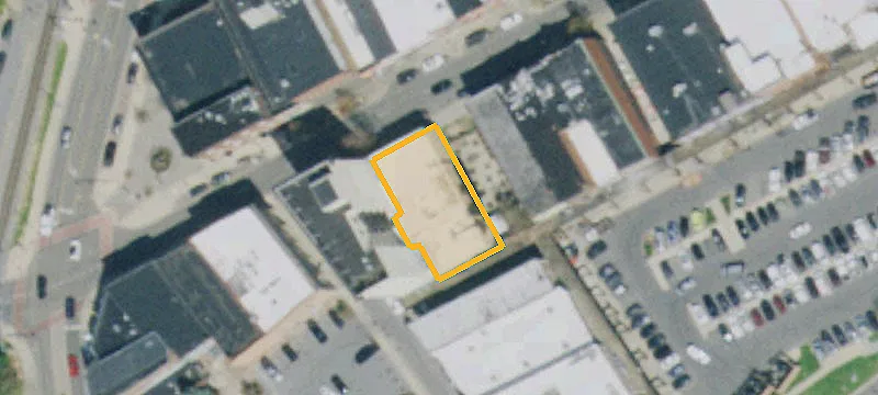 202 Main St