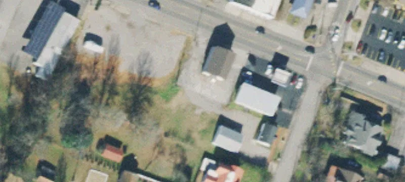 311 College St