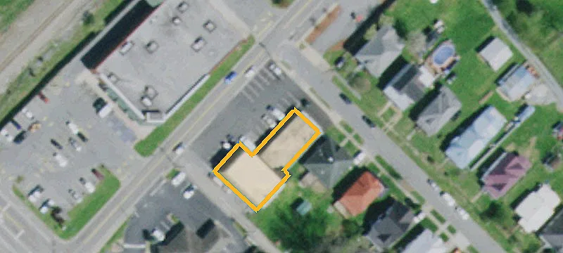 412 Main Ave