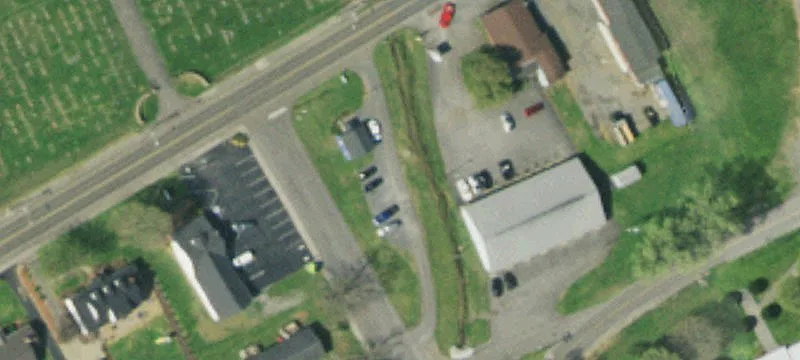 900 Main St