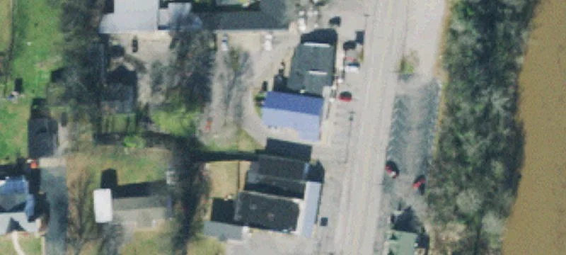 903 Riverside Dr