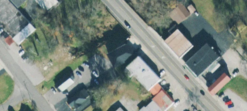 402 College St