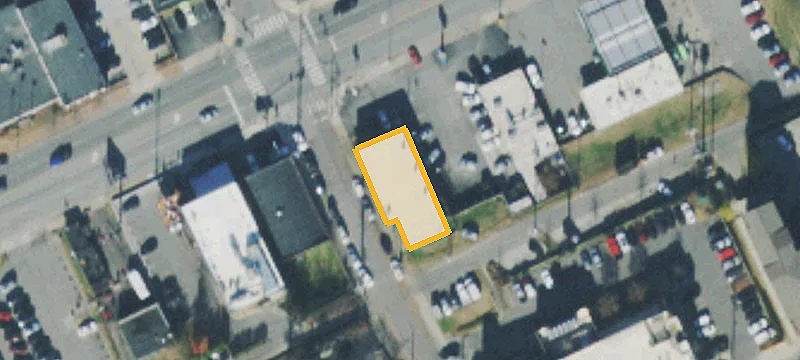 700 Main St