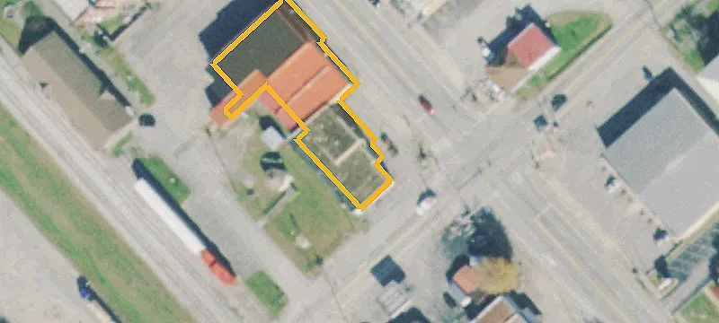 123 Commercial Ave