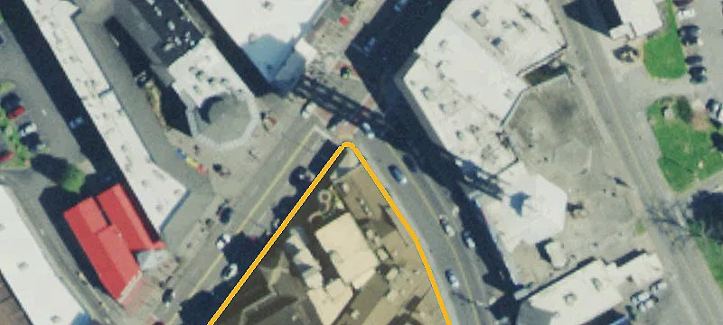 900 Pkwy Parkway