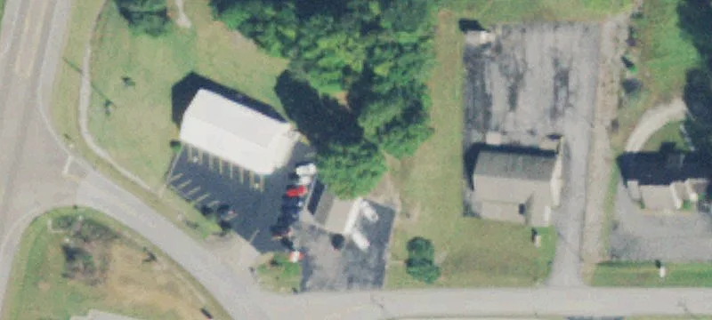302 Schools Dr
