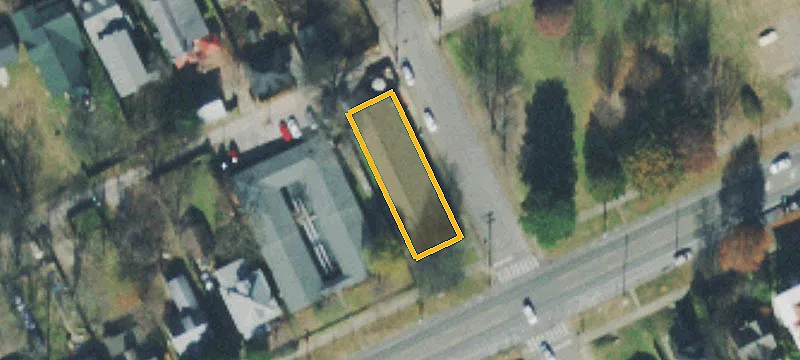 821 Shelby Ave